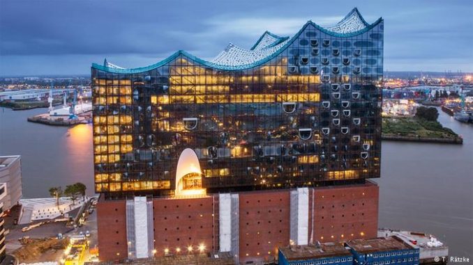 travel_elbphilharmonie2